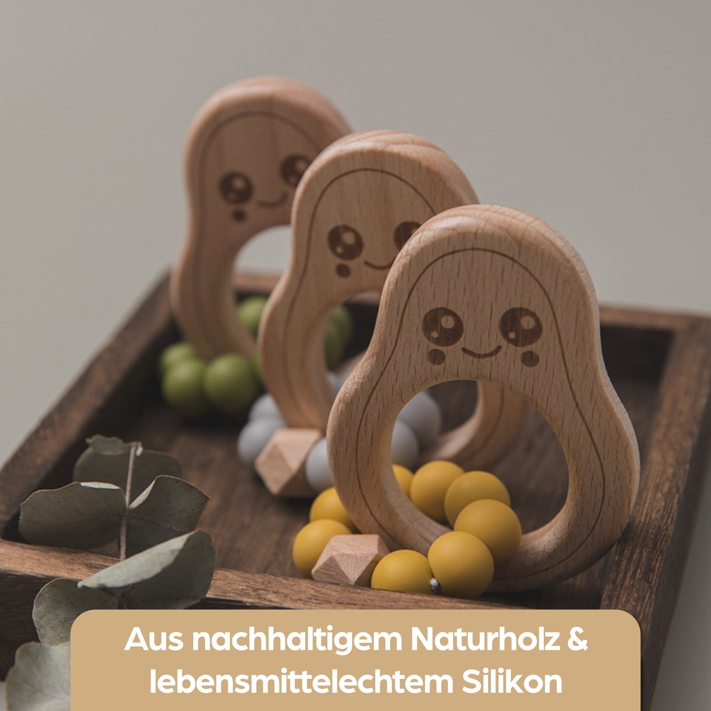 Avocado Beißring für Babys aus Natur Holz mit Silikon-Kette in Gelb